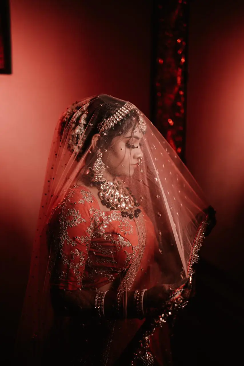 Pre wedding photoshoot photographers in Mumbai for creative sessions